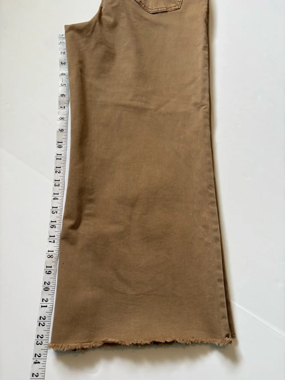 Melanie Lyne Wide Leg, Cropped Jeans, Tan/Mocha with Raw Hem, Sz. 10. Like new! - Picture 8 of 10
